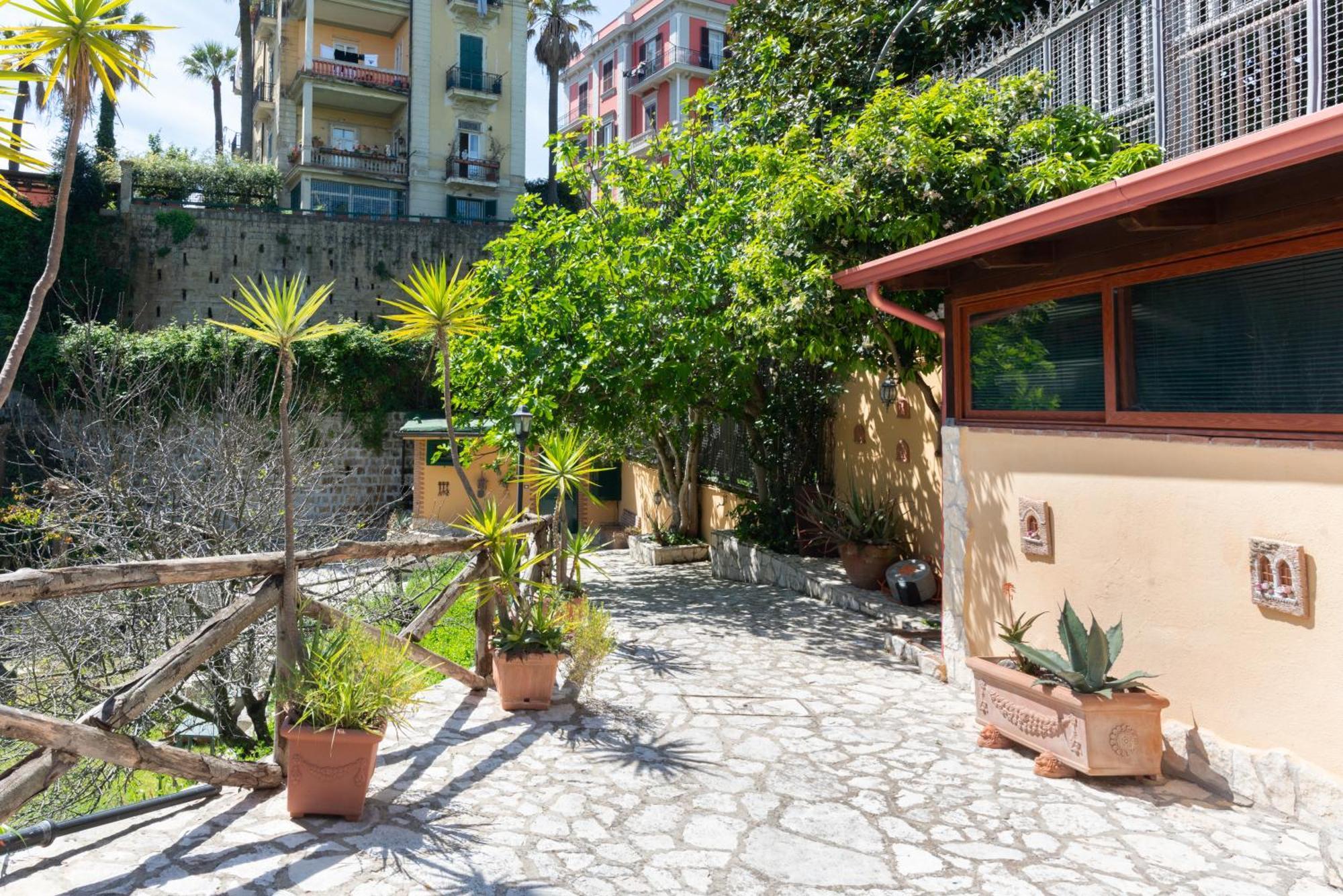 B&B La Nave Napoli Dış mekan fotoğraf