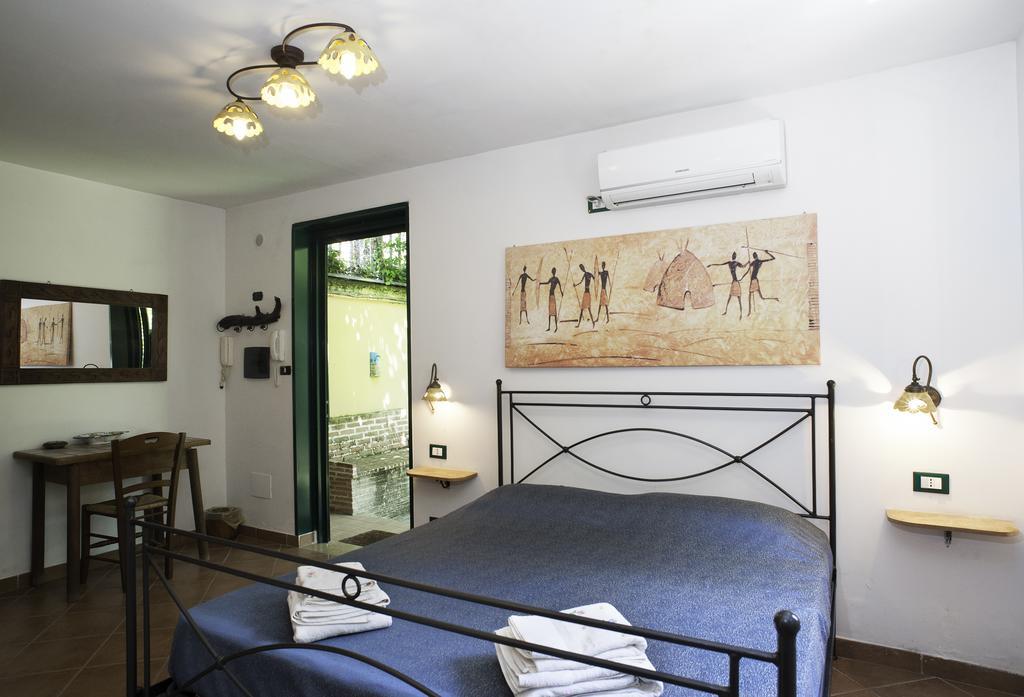 B&B La Nave Napoli Dış mekan fotoğraf