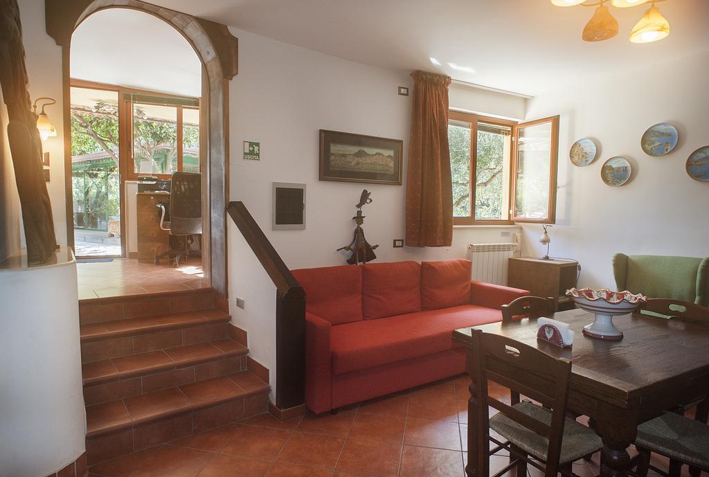 B&B La Nave Napoli Dış mekan fotoğraf